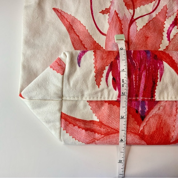 Estee Lauder Pink Floral Hummingbird Large Over Night Travel Shopping Tote Bag - Picture 12 of 12